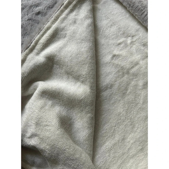 Pottery Barn Kids Hooded Towel - Elephant - Picture 3 of 5